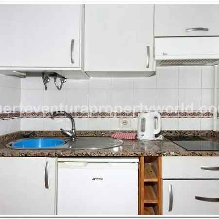 Central With Terrace & Palm Trees 25mb Wifi *