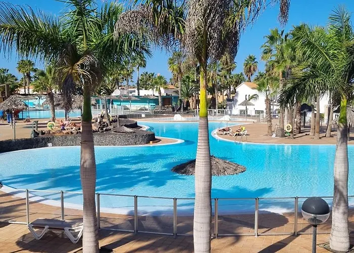Διαμέρισμα With Terrace & Palm Trees 25mb Wifi Κοραλέχο